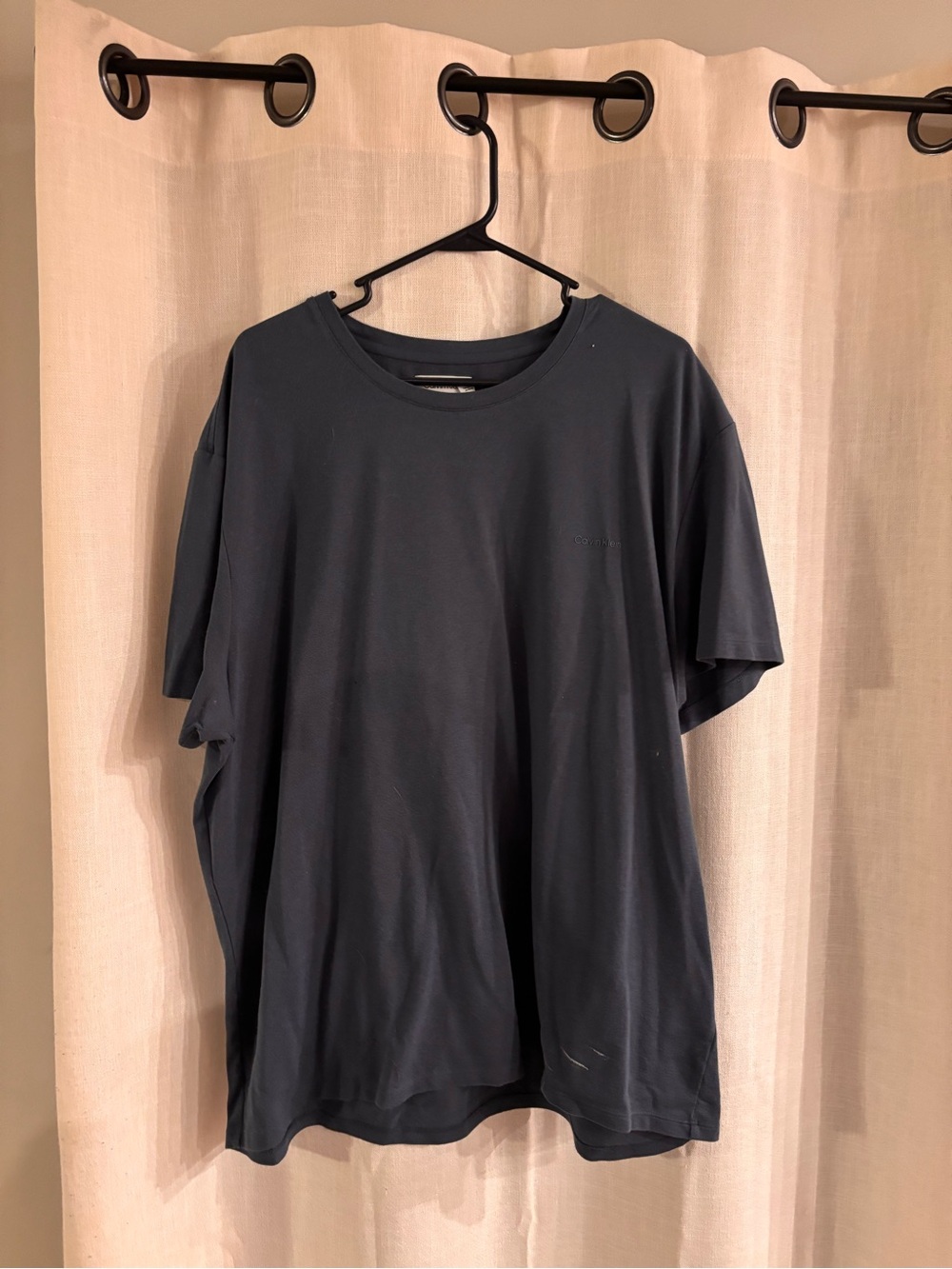 Calvin Klein Performance Navy Athletic T-Shirt – Men’s XL